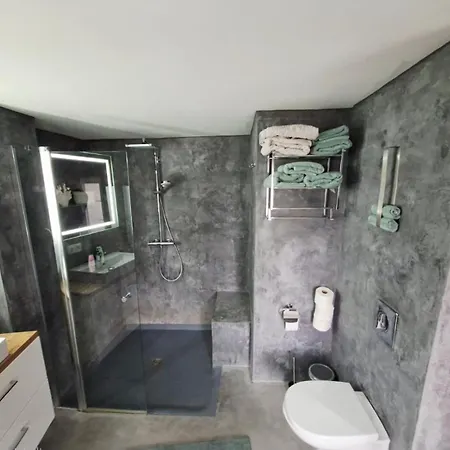 Altstadthaus Mit Sauna, 2 Etagen, Fuer 5 Personen 바르트
